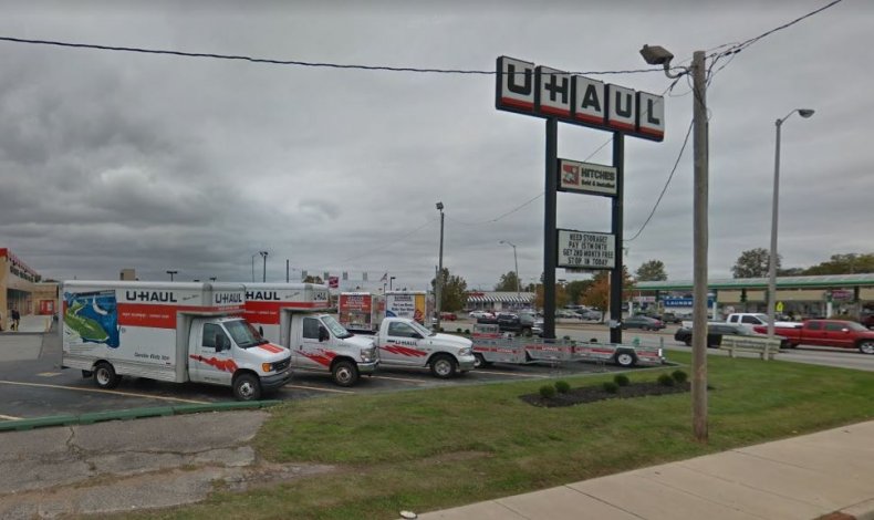uhaul-lot