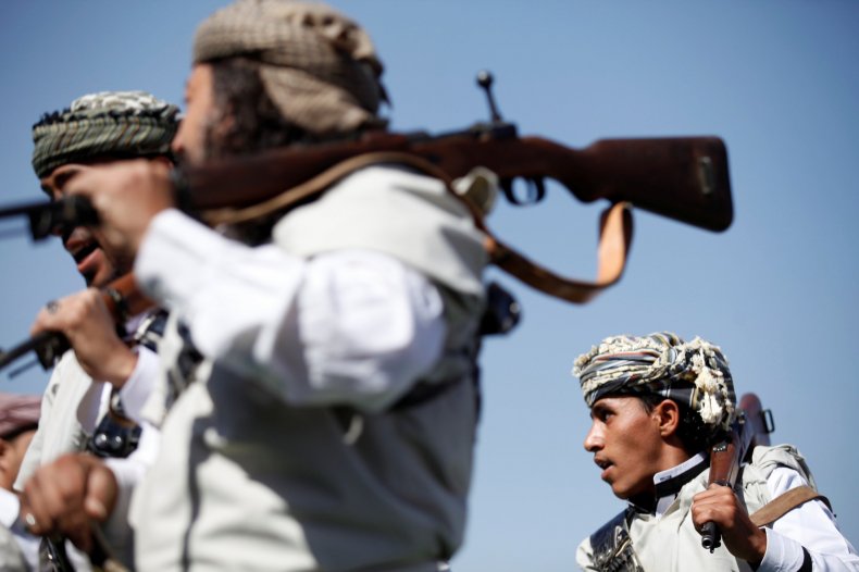 2018-03-26T111429Z_536490147_RC189812BDD0_RTRMADP_3_YEMEN-SECURITY-MISSILES