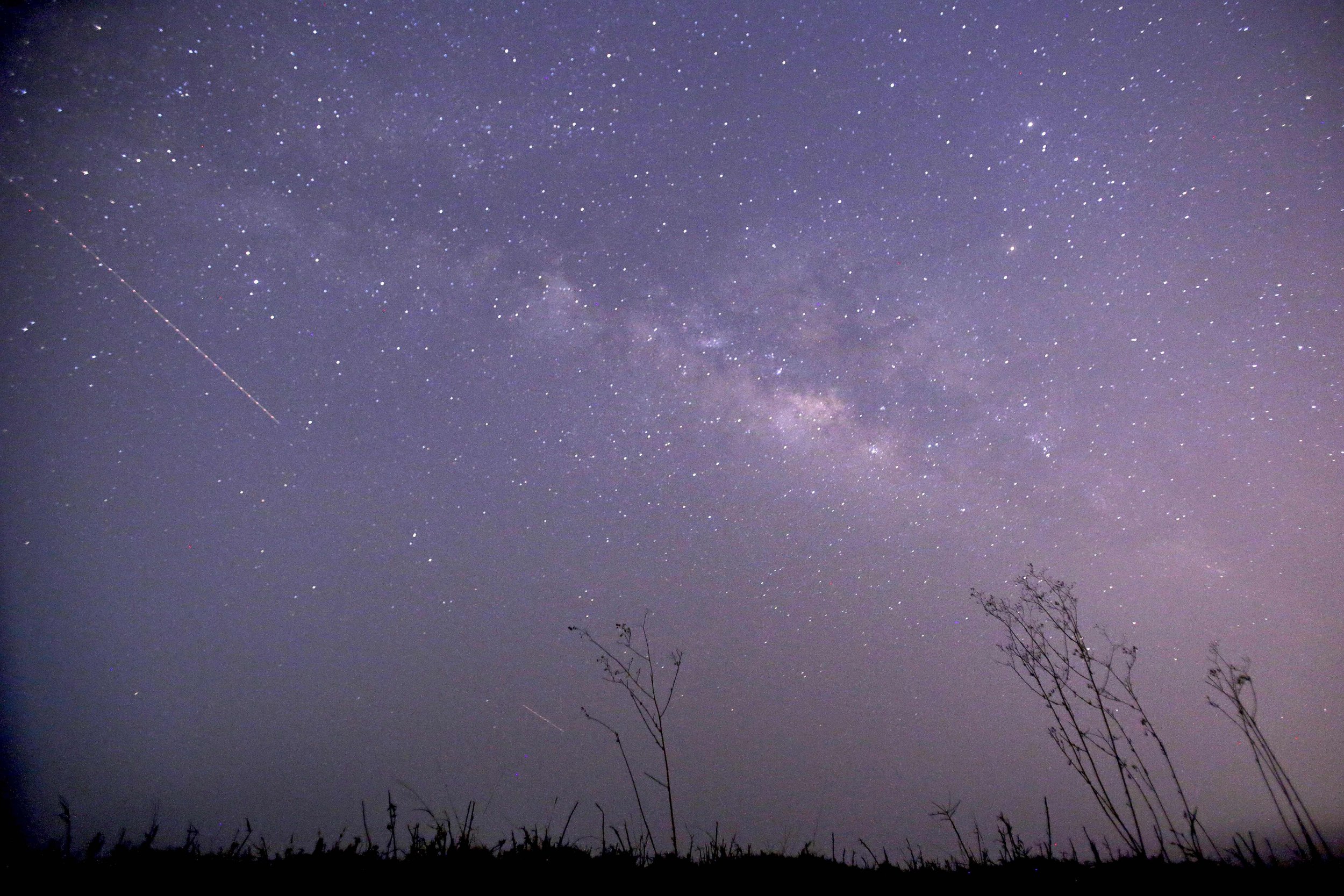 4_20_lyrid meteor shower