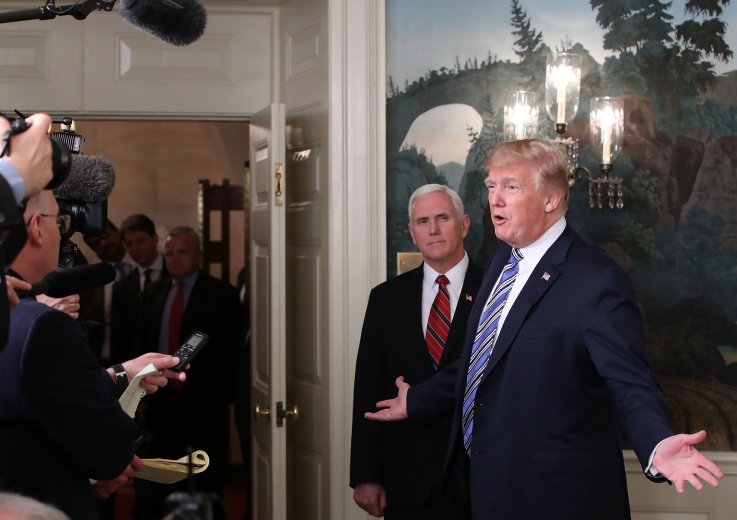 麦克 - 潘斯 - 唐纳德 - 特朗普 Mike-Pence-Donald-Trump