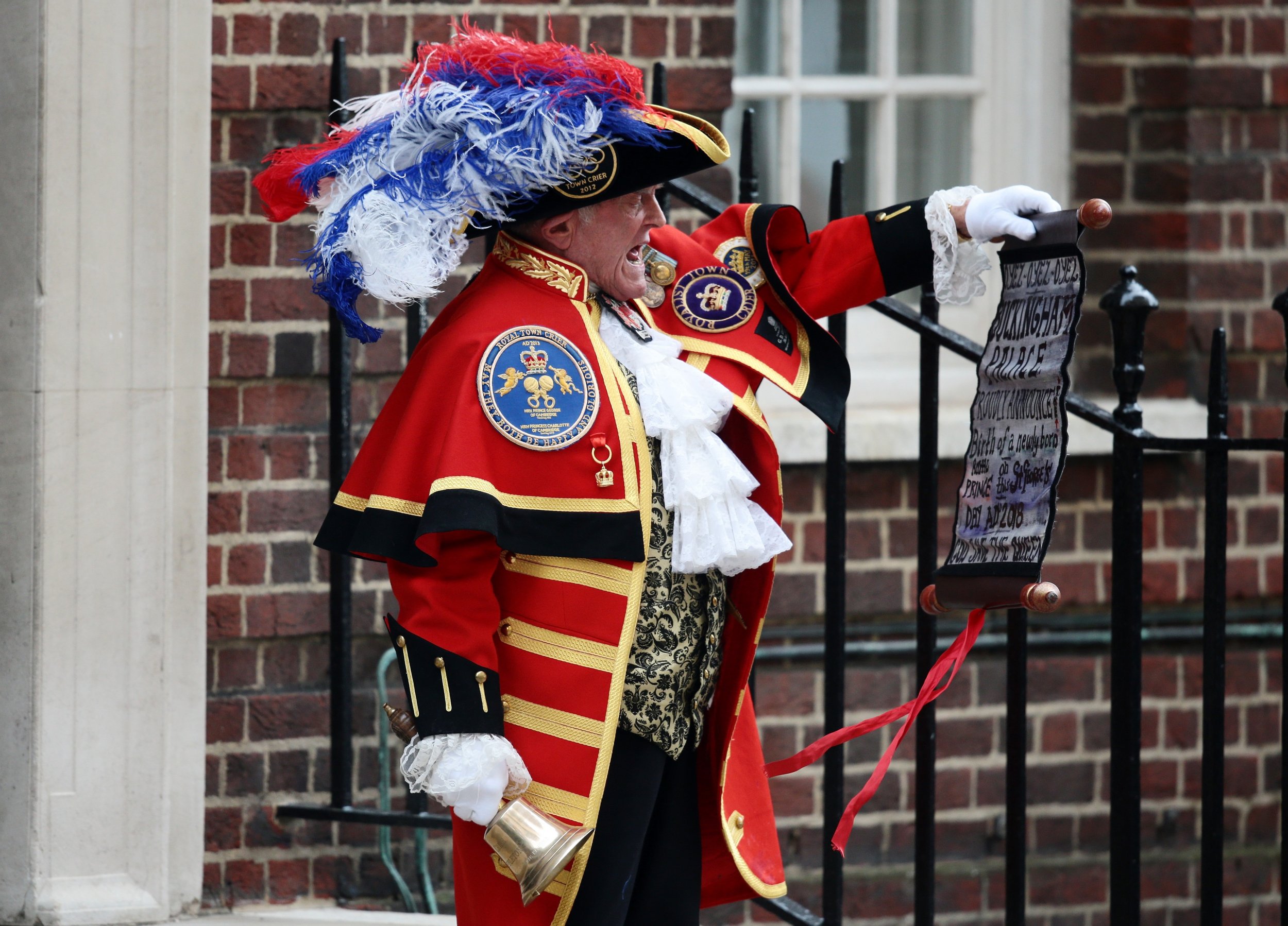 royal-baby-the-fake-town-crier-strikes-again