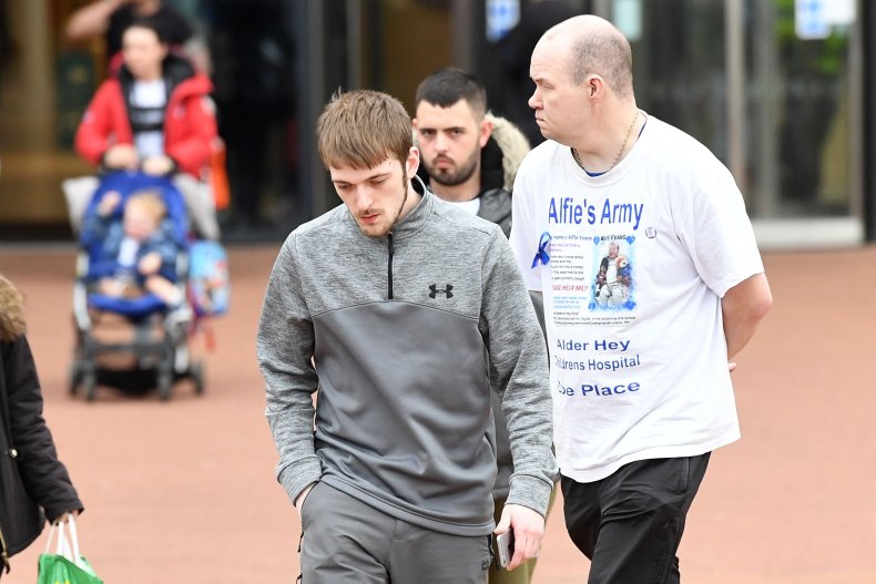 04_24_Alfie_Evans_Dad