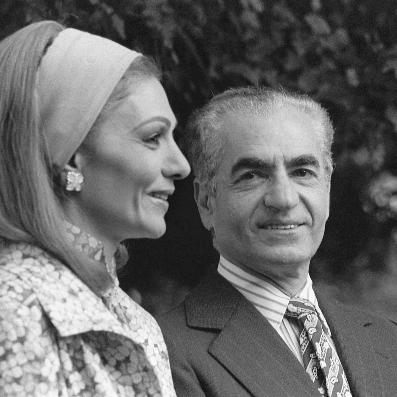 Mohammad Reza Pahlavi Net Worth: The Truth About The Shah'S Legacy - cnyy0qc