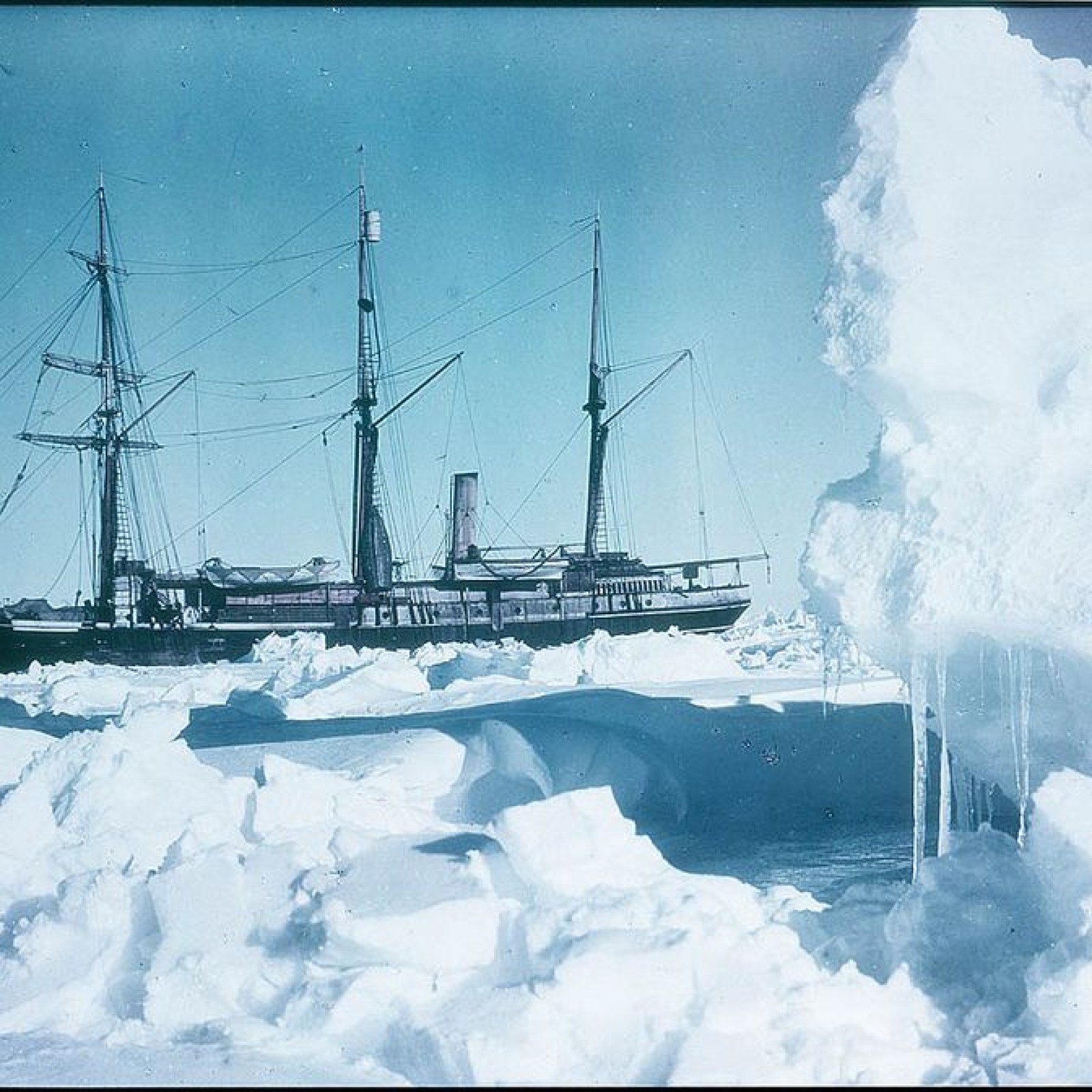 Frost barrikade Norm A Long Lost Ship in the Antarctic May Finally Be Found on the Bottom of the  Ocean, Thanks to Science