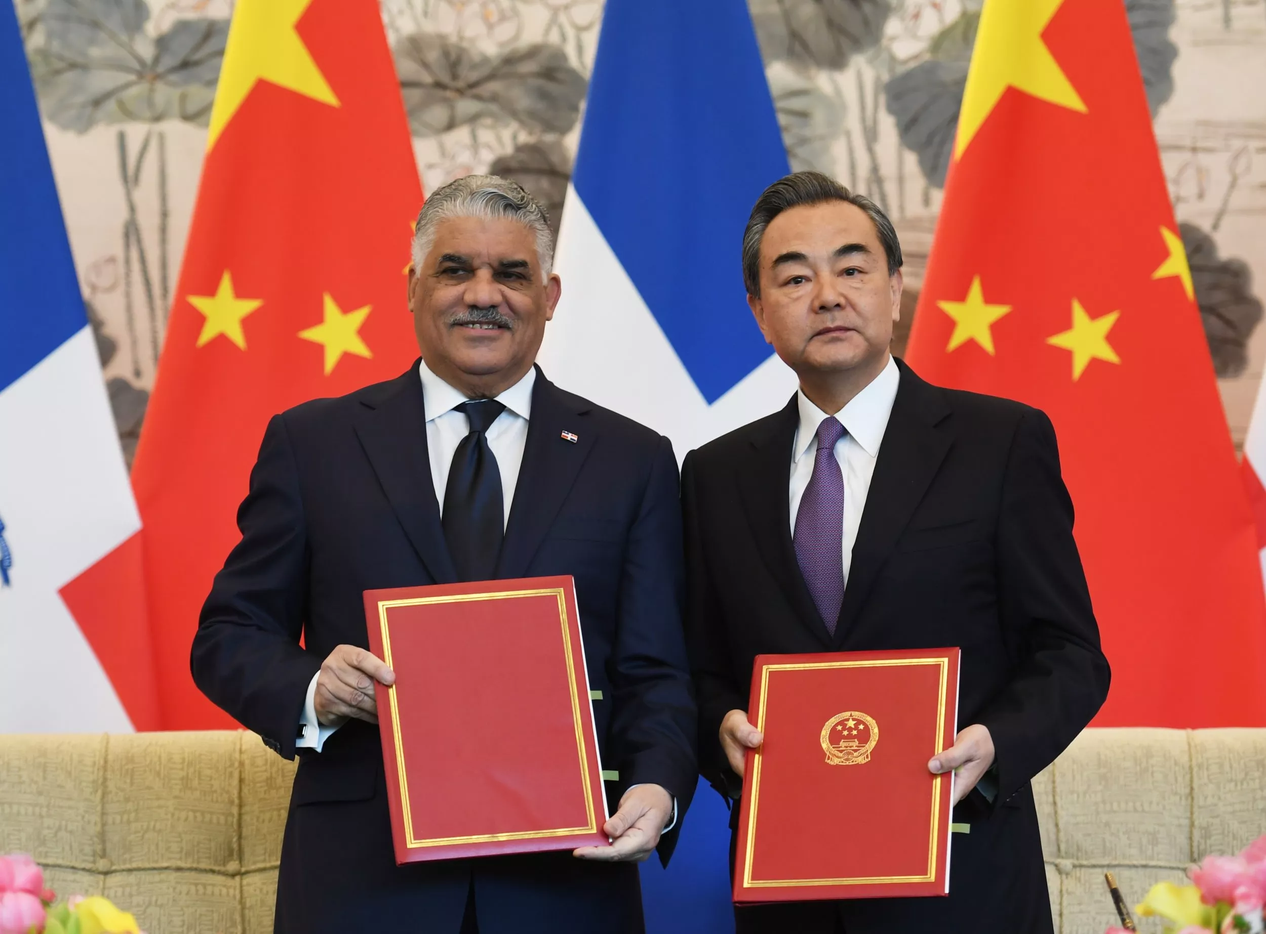 Taiwan Attacks China over 'Dollar Diplomacy' with Former Ally Dominican Republic - Vimarsana News