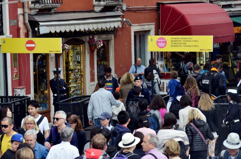 05_03_Venice_Tourism