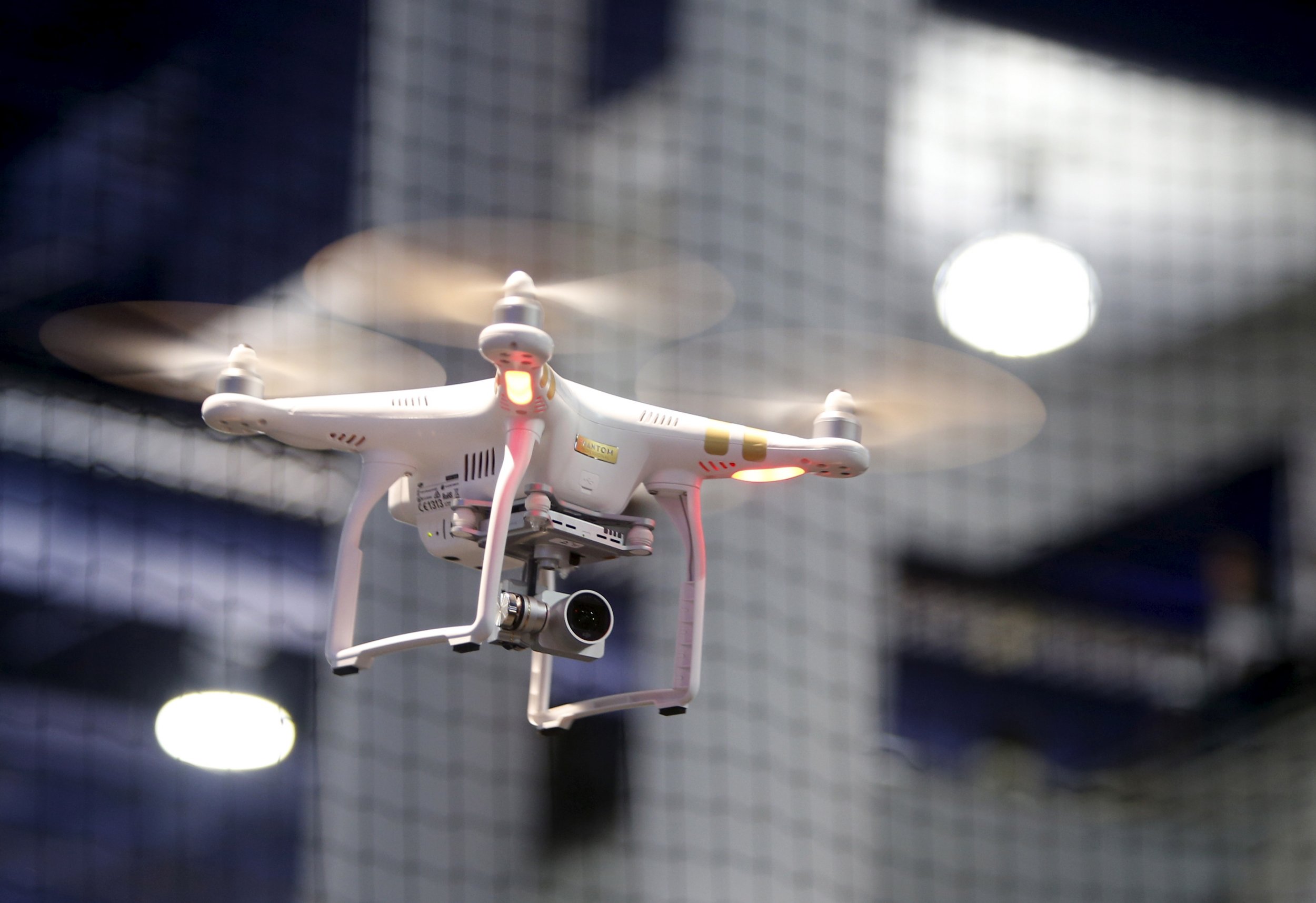 'Drone Swarm' Used By Criminals To Disrupt An FBI Hostage Rescue ...