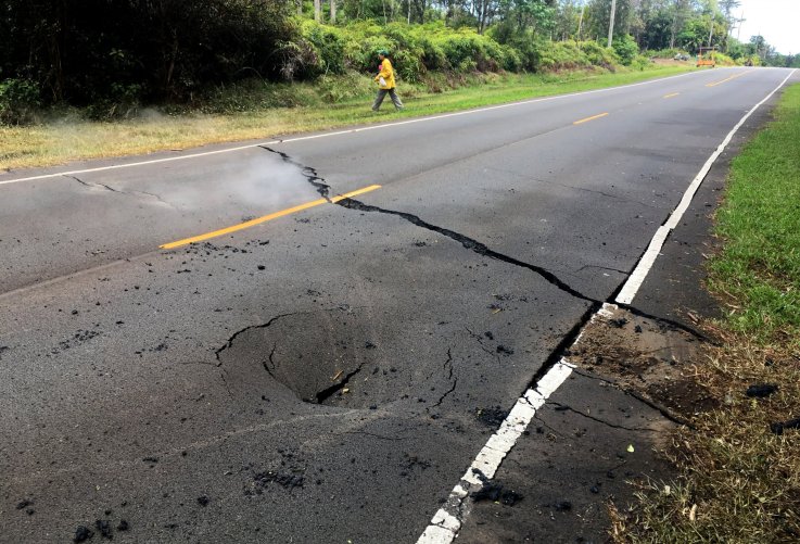 Fissures in Hawaii Fissures in Hawaii