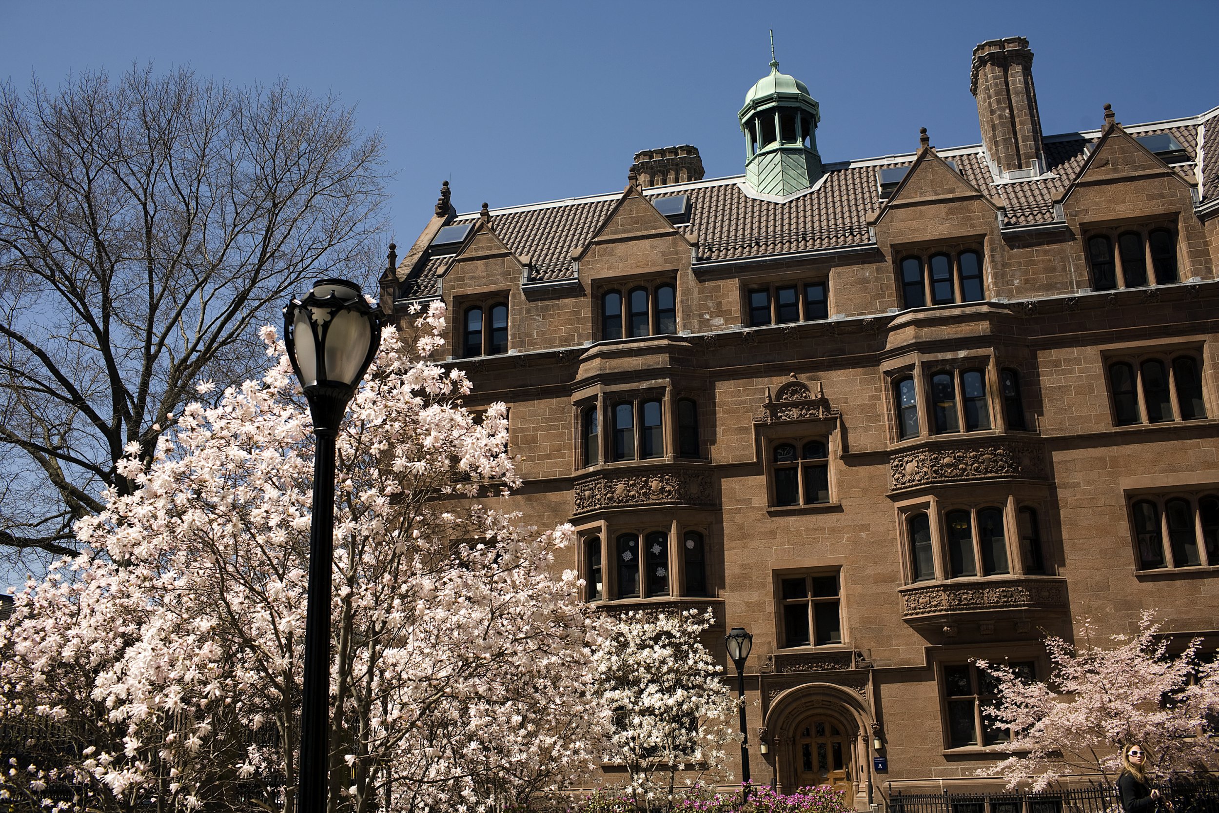 white-yale-student-called-police-after-finding-black-student-asleep-in