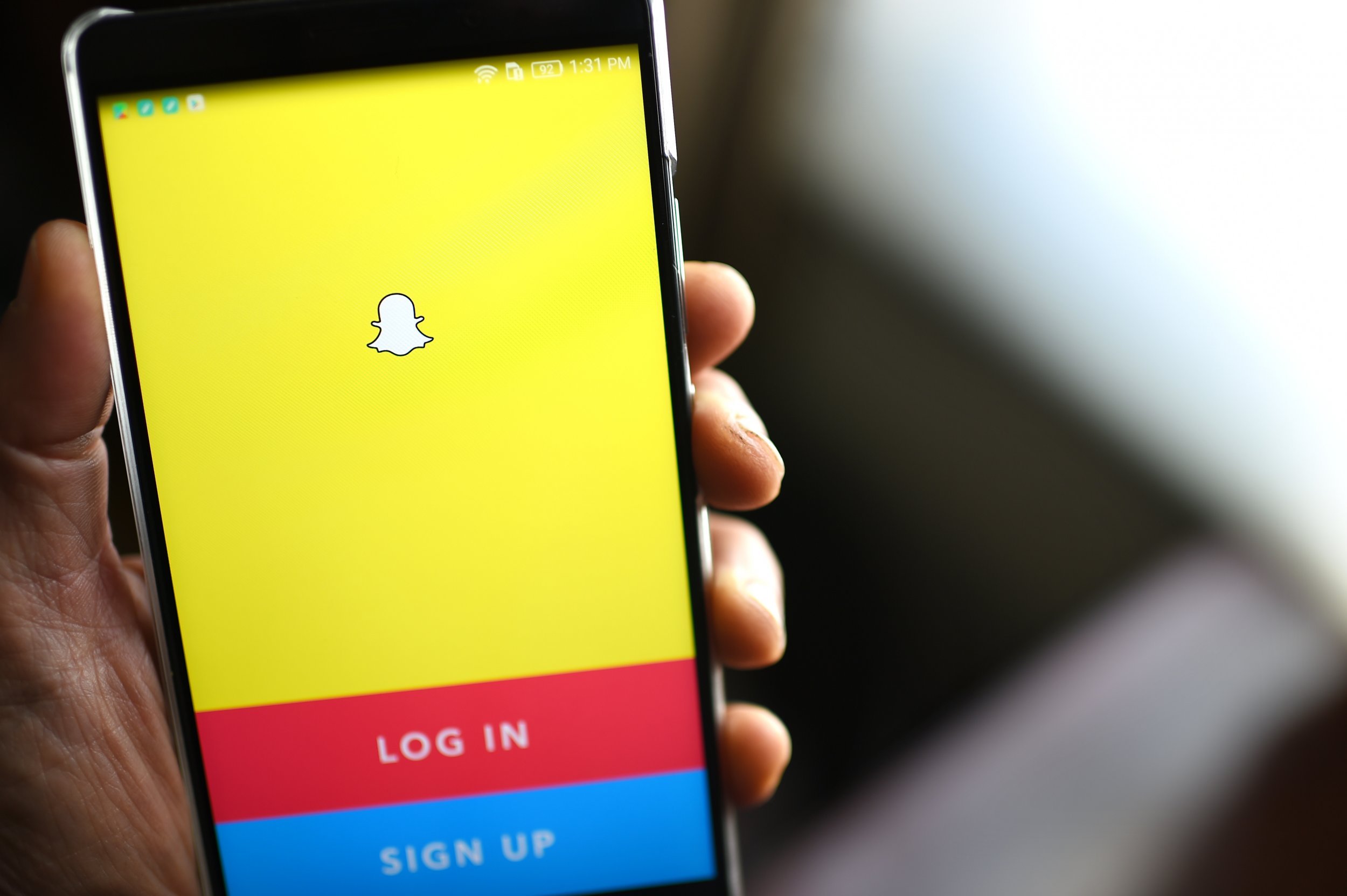 What Are Snapchat Subscriptions? How to Subscribe, Unsubscribe