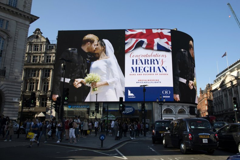 5_21_royal_wedding_screen