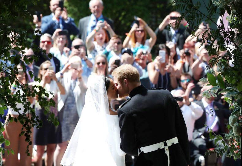 05_22_royal_wedding_kiss