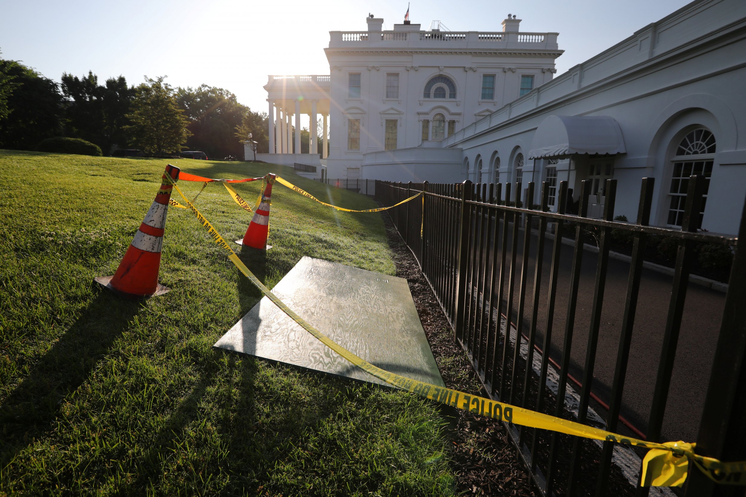 Video White House Sinkhole One Of Melania s Escape Tunnels Says 