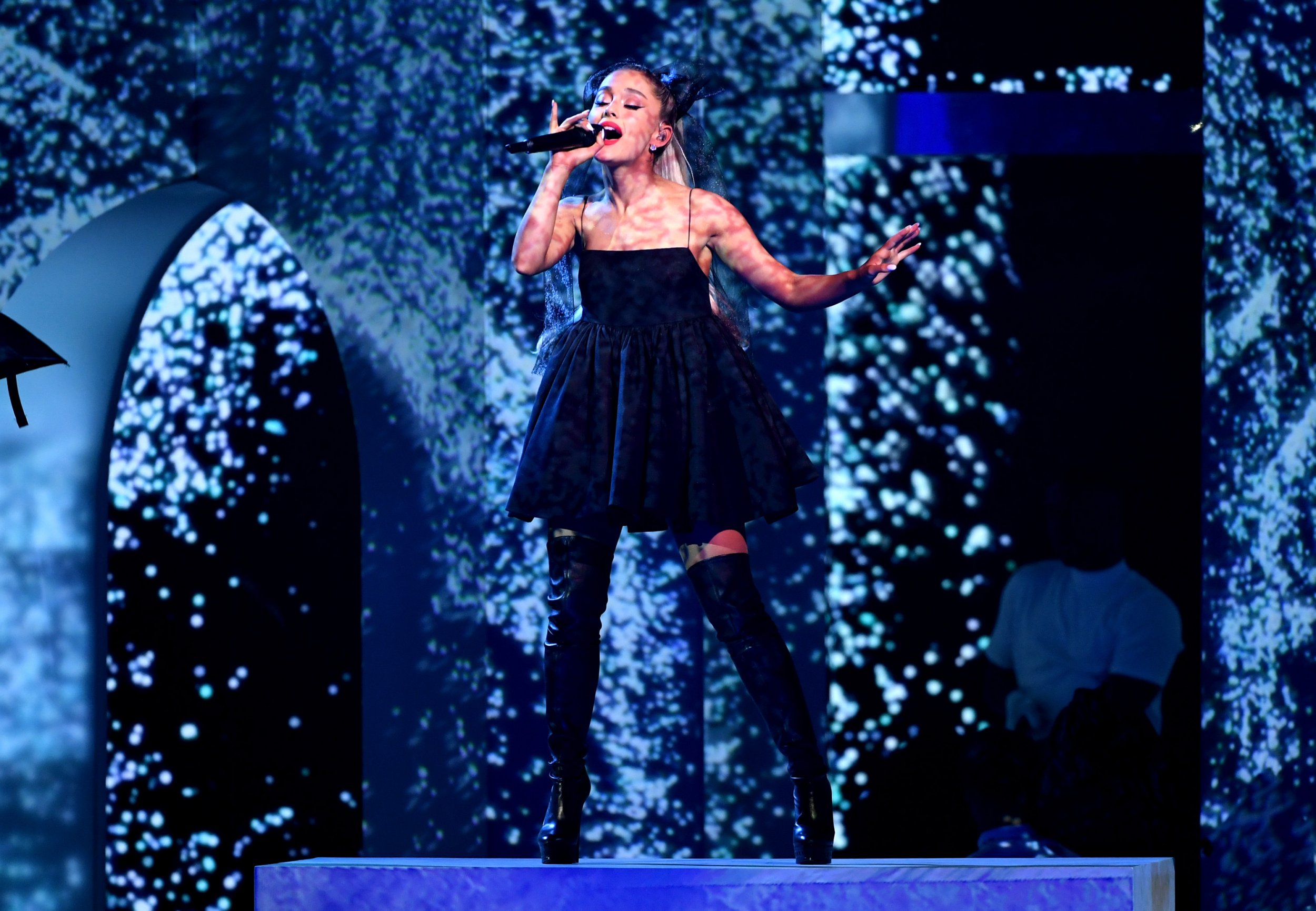 ariana grande bbma