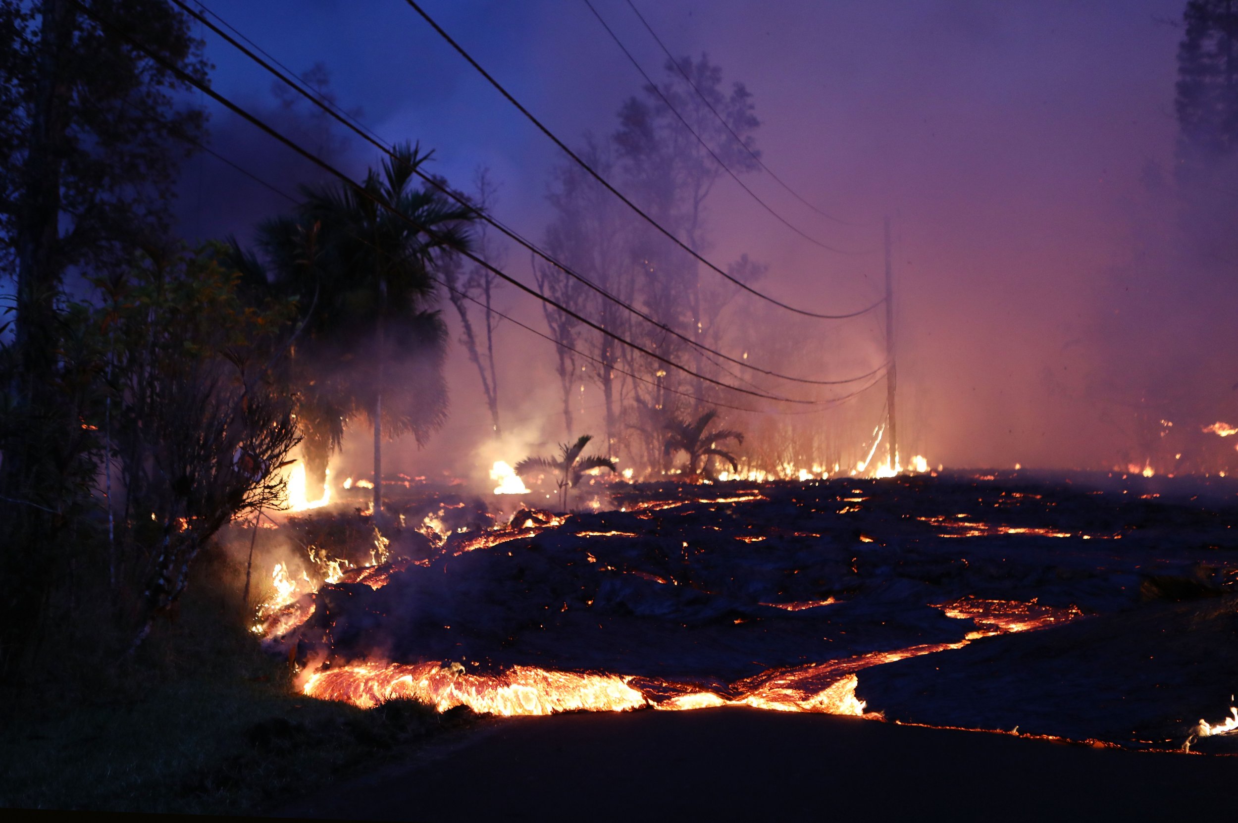 Hawaii Kilauea Volcano Update More Evacuations Follow Fast Lava Flow