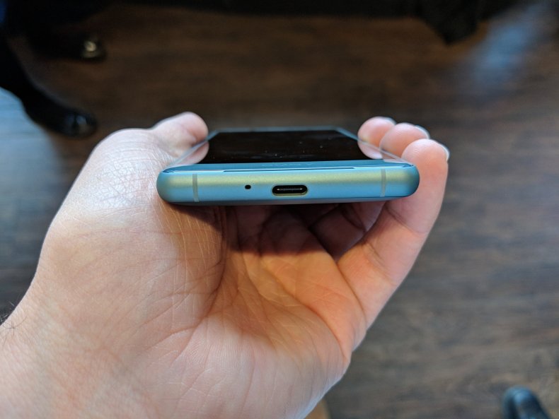 HEADPHONE JACK