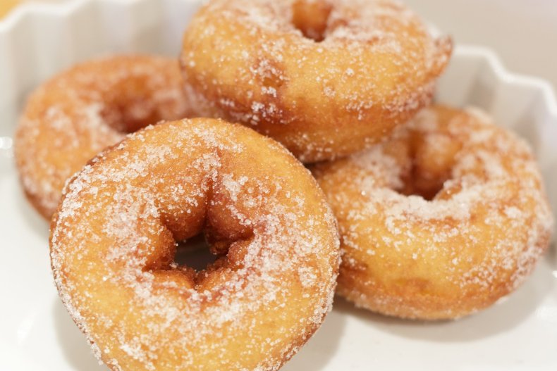 6_1_Sugared Doughnuts