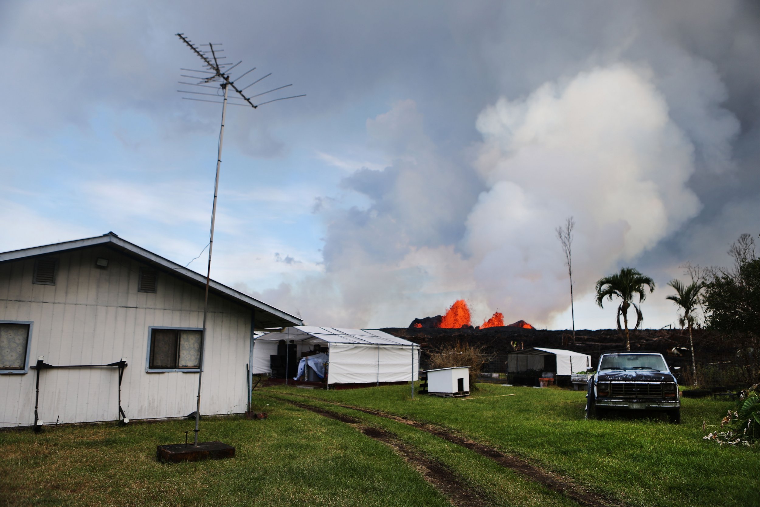 Hawaii Man Who Allegedly Drew Gun on Neighbor Near Kilauea Volcano 