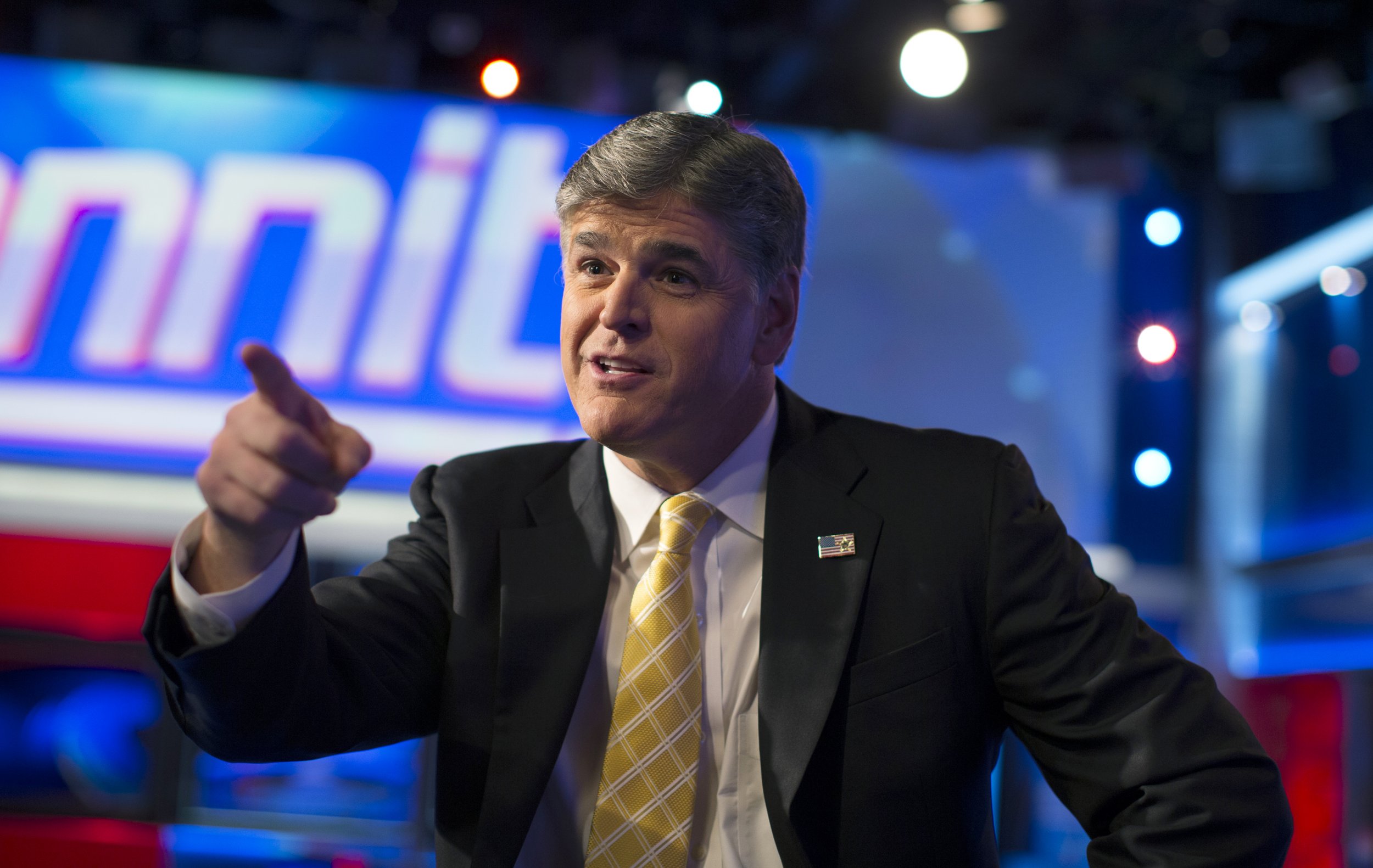 Sean Hannity tells Mueller witnesses: Bash your phones up with a hammer.