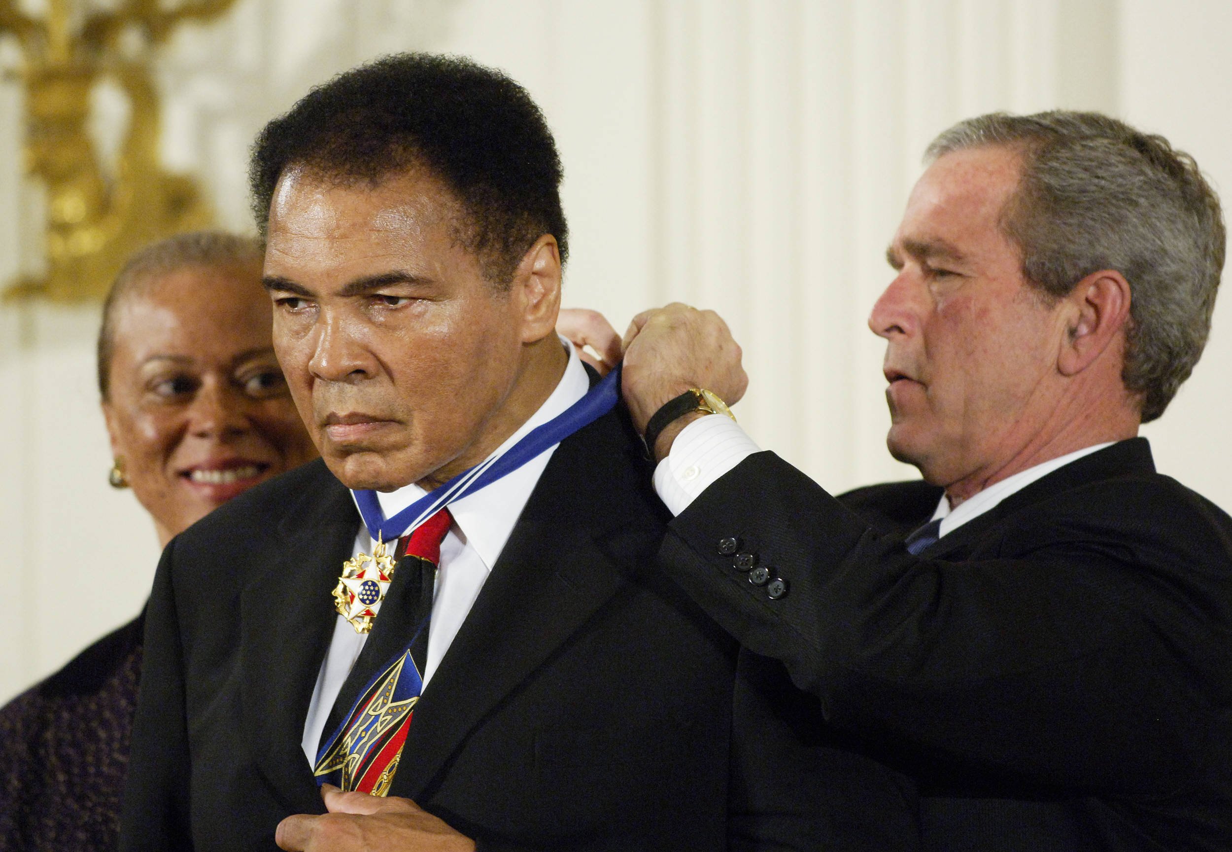 Muhammad Ali's Lawyer Reminds Donald Trump That the Boxing ...