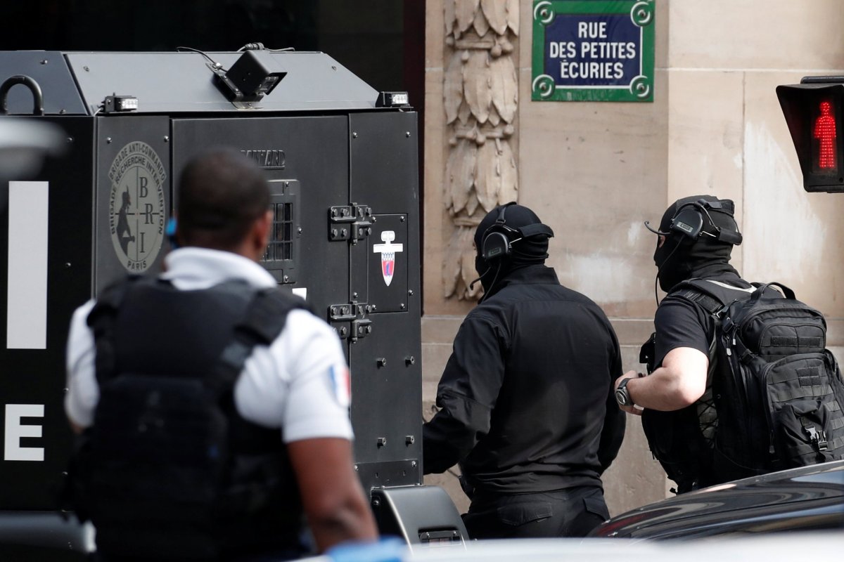 2018-06-12T165157Z_1406686768_RC1699784260_RTRMADP_3_FRANCE-SECURITY