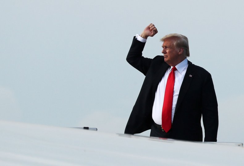 2018-06-12T100550Z_151171193_RC17ECB0E230_RTRMADP_3_NORTHKOREA-USA