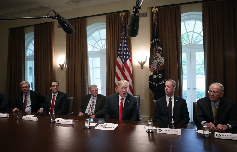 Trump White House Had Only 1 Woman And 15 Men At Congressional