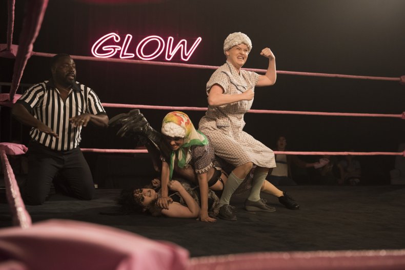 glow-season-2-old-ladies