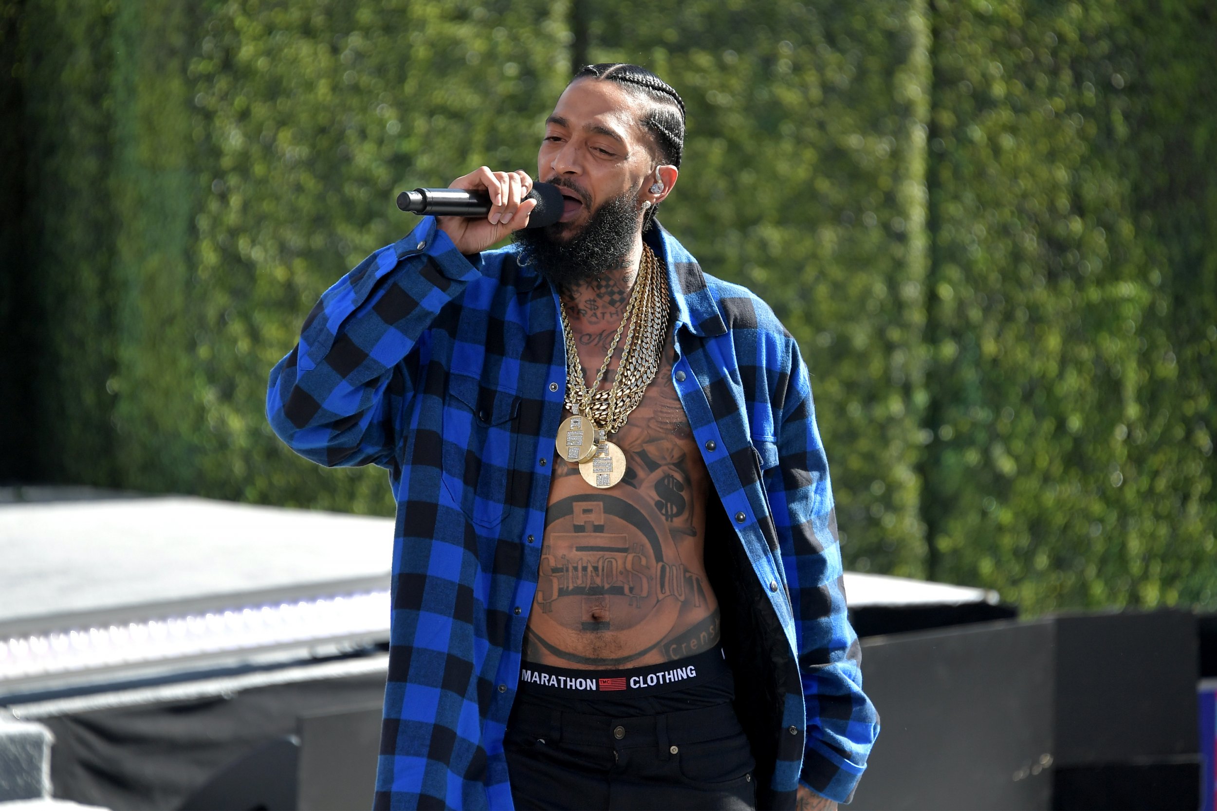 Los Angeles Lakers Hold a Moment of Silence for Nipsey Hussle - XXL